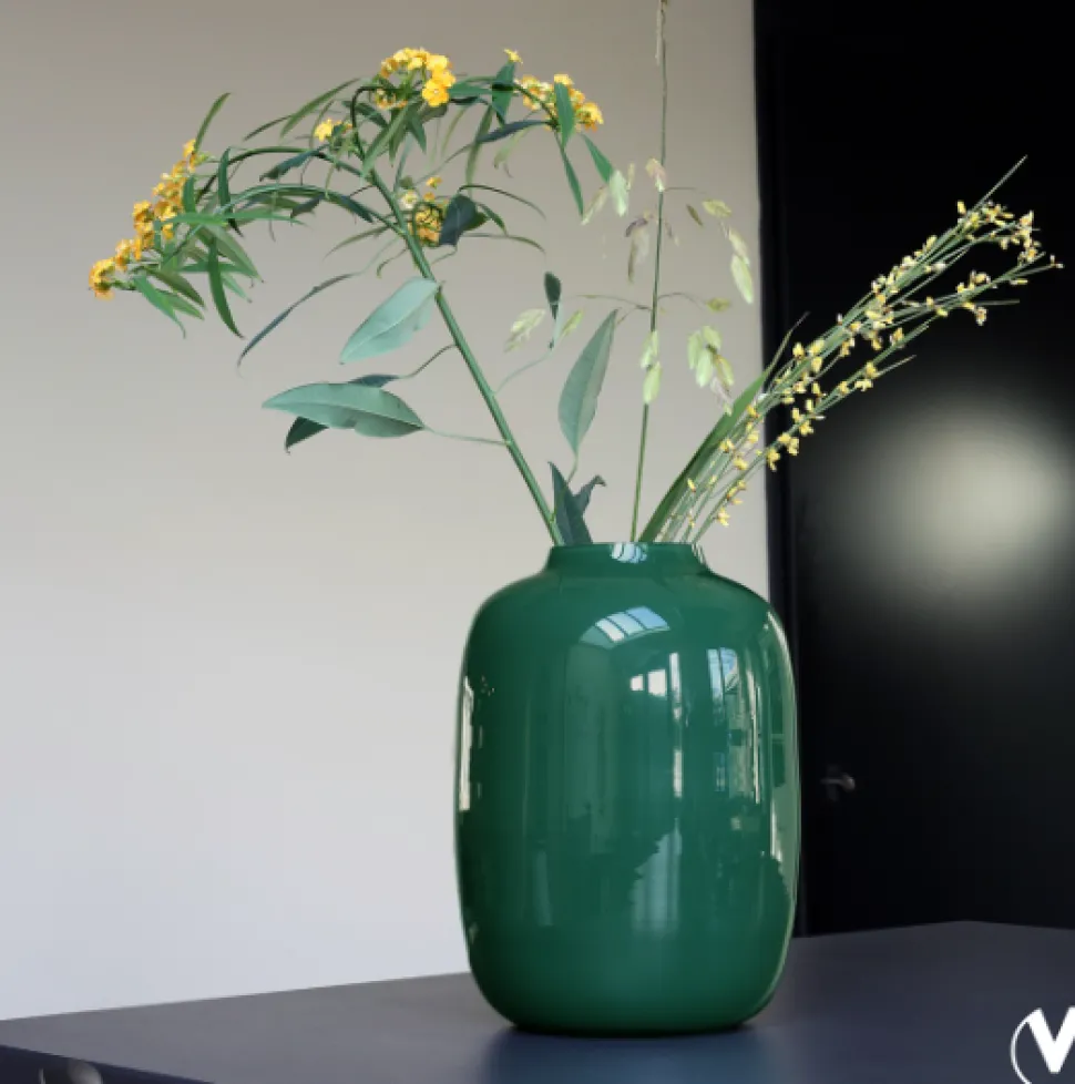 Artic Vaas Bright Green – Vase The World | Glanzend in 2 maten