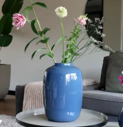 Artic Vaas Dark Blue – Vase The World | Glanzend in 2 maten