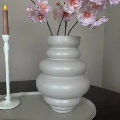 Beige Vaas ‘Maputo’ – Matte Glazen Vaas in 2 Maten | Vase The World