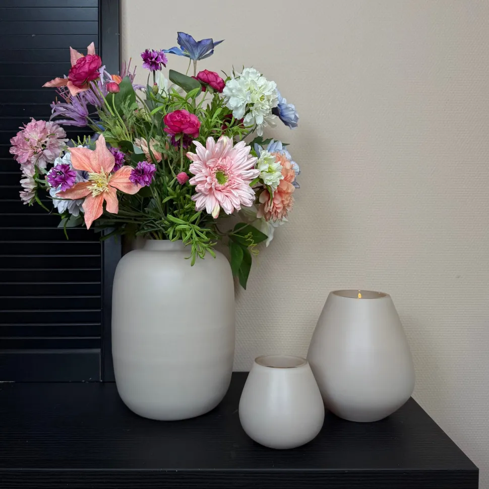 Beige Windlicht ‘Tasman’ | Vase The World | Verkrijgbaar in 2 maten | Chique-Living