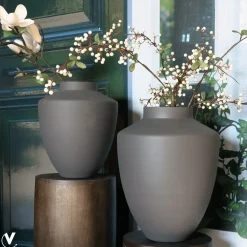 Earth Matte Vaas ‘Tugela’ – Design Vaas in 2 Maten | Vase The World