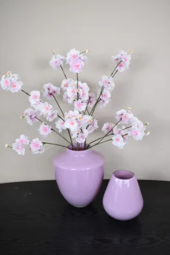 Lila Vaas ‘Tugela’ – Glazen Vaas in 2 Maten | Vase The World