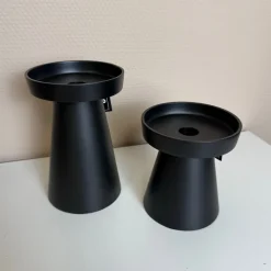 Luxe Zwarte Kandelaar | Vase The World | Verkrijgbaar in 2 maten | Chique-Living