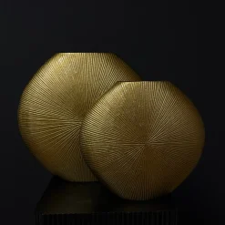 Luxury Vaas 'Maaike' | Aluminium | Goud | Verkrijgbaar in 2 maten | Chique-Living