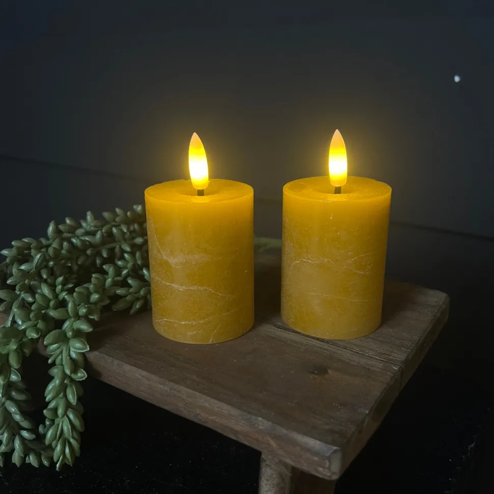Mini LED Stompkaarsen Oranje – Set van 2 | Realistische Wax Kaarsen op AAA-batterijen