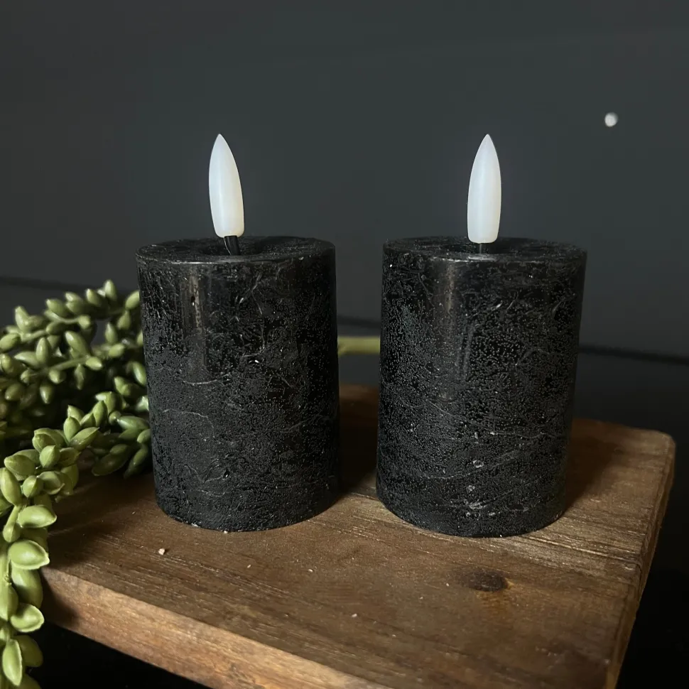 Mini LED Stompkaarsen Zwart – Set van 2 | Realistische Wax Kaarsen op AAA-batterijen