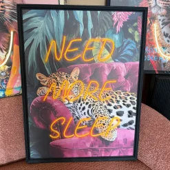 Neon LED Schilderij | Need More Sleep | 63x88x3,7cm | Chique-Living
