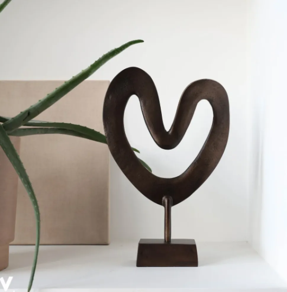 Ornament 'Casa Nova' Bronze | Vase The World | L26 x B7 x H37 cm | Chique-Living