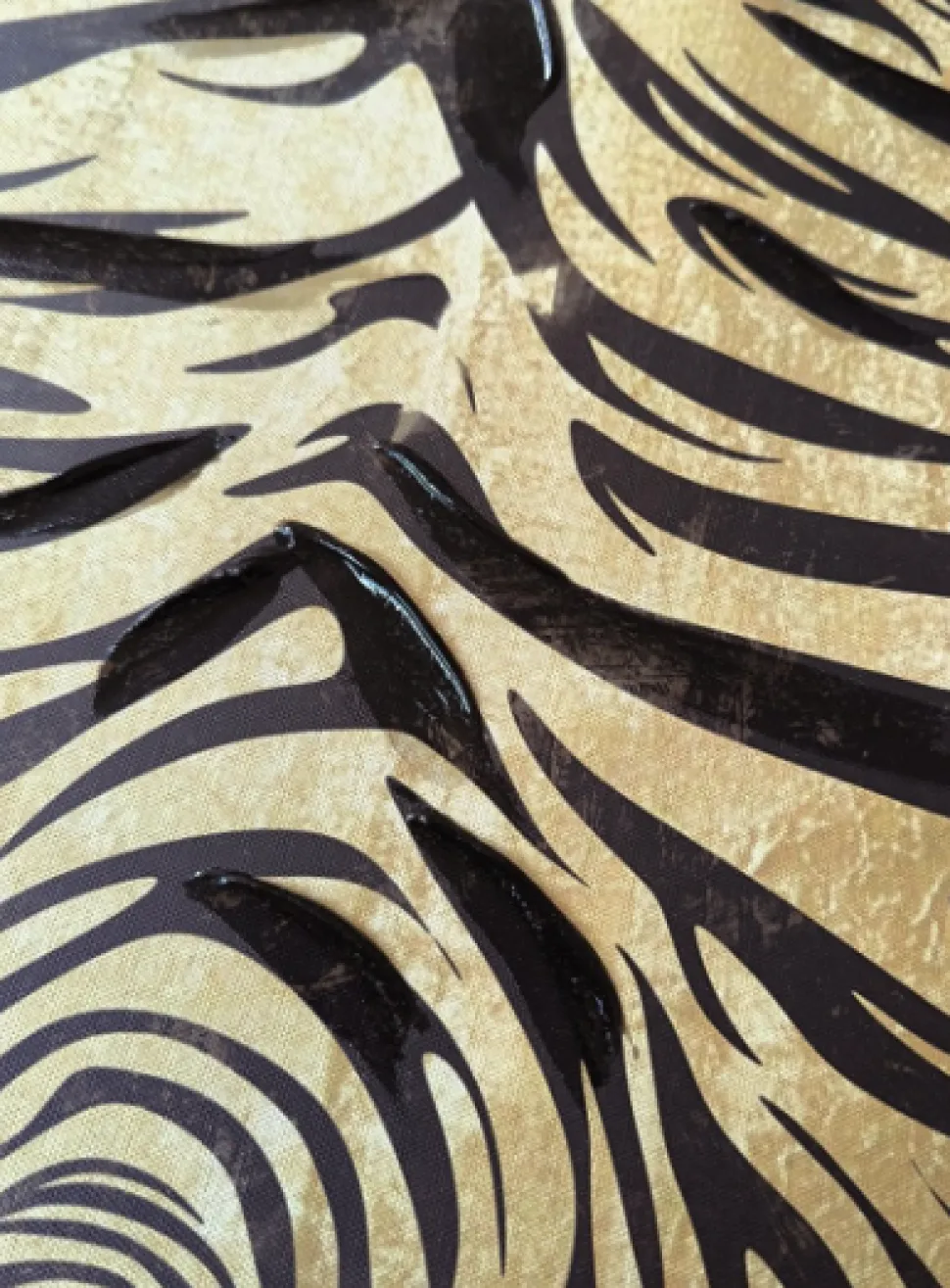 Schilderij ‘Tijger Jungle’ kopen | Luxe Dierenschilderij met Zwarte Lijst 60x80cm | Chique Living