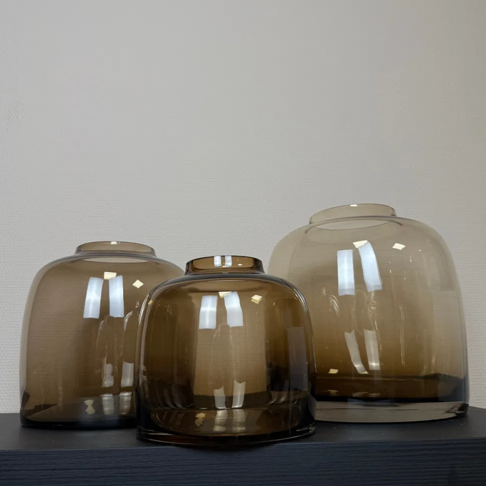 Smoke Bruin Vaas ‘Bartica’ | Vase The World | Verkrijgbaar in 2 Maten