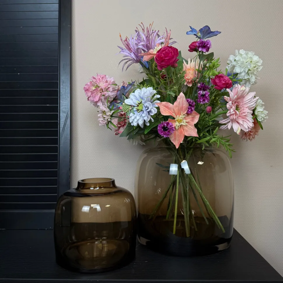Smoke Bruin Vaas ‘Bartica’ | Vase The World | Verkrijgbaar in 2 Maten