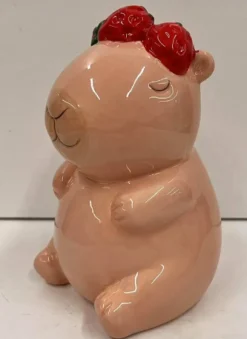 Spaarpot Capibara Strawberry – Decoratieve Spaarpot | 15,7 cm