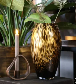Ubangi Vaas Goud – Ø17 x H30 cm | Cheetah design van Vase The World
