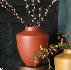Vaas 'Tugela' | Matte Rusty | Vase The World | In 2 maten | Chique-Living