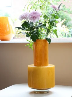 Vaas 'Volta' | Vase The World | Elite Yellow | Ø19 x H36 cm | Chique-Living