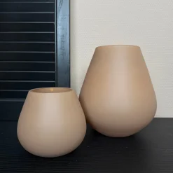 Zand Matte Windlicht ‘Tasman’ | Vase The World | Verkrijgbaar in 2 maten | Chique-Living